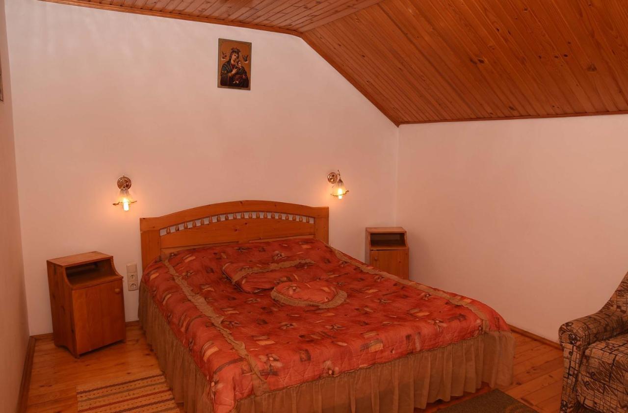 Oskolok Dovbusha Mini-Hotel Yaremche Ngoại thất bức ảnh