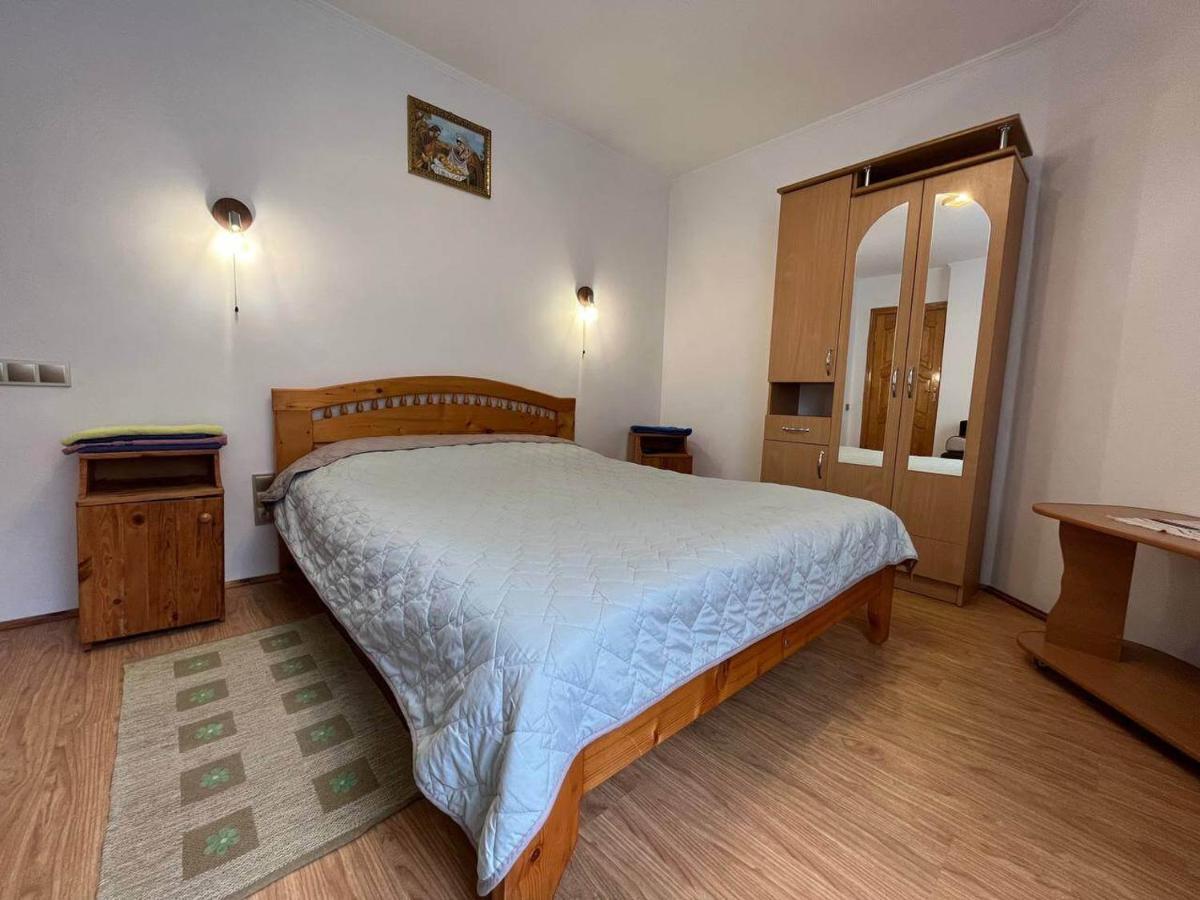Oskolok Dovbusha Mini-Hotel Yaremche Ngoại thất bức ảnh