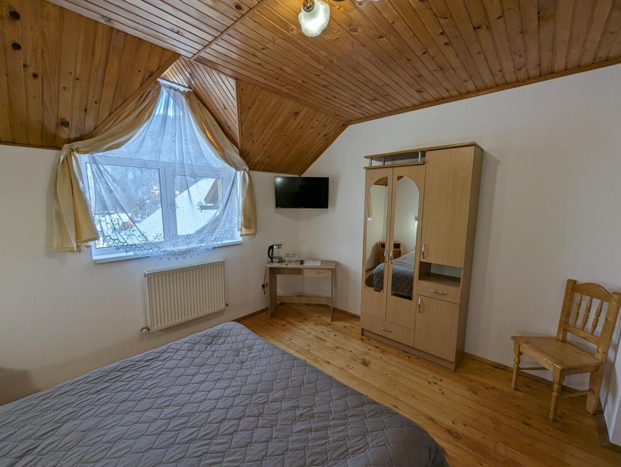 Oskolok Dovbusha Mini-Hotel Yaremche Ngoại thất bức ảnh