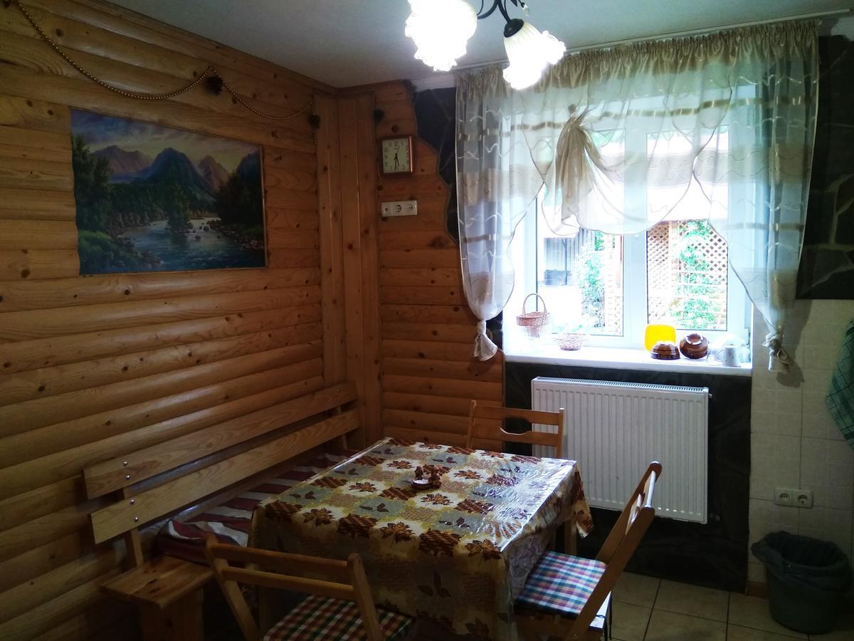 Oskolok Dovbusha Mini-Hotel Yaremche Ngoại thất bức ảnh